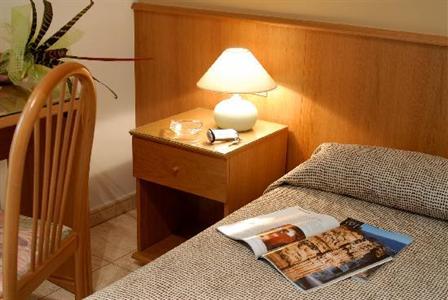 фото отеля Hotel Canet Castello d'Empuries
