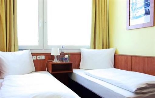 фото отеля Amedia Hotel Express