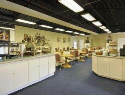 фото отеля Howard Johnson Express Staunton