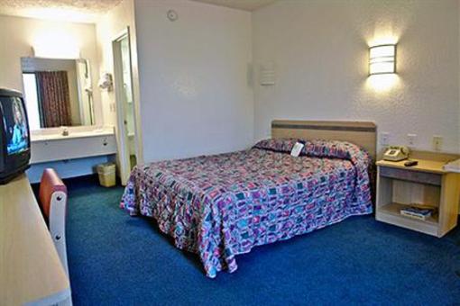 фото отеля Motel 6 Huntsville - Madison