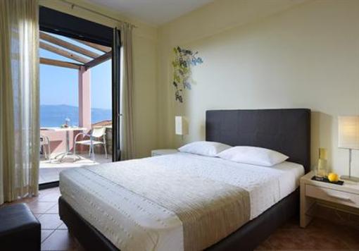 фото отеля Aeolis Luxury Apartments & Studios Gera (Greece)