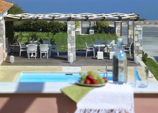 фото отеля Aeolis Luxury Apartments & Studios Gera (Greece)