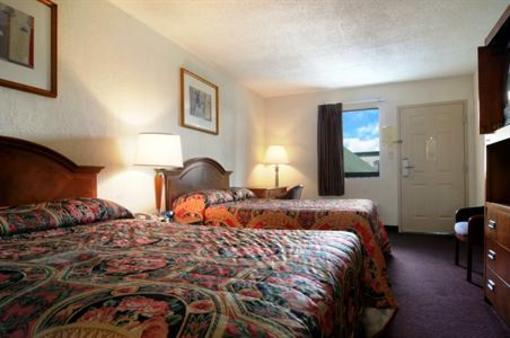 фото отеля Knights Inn Austell At Six Flags