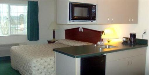 фото отеля GuestHouse Inn & Suites Kelso