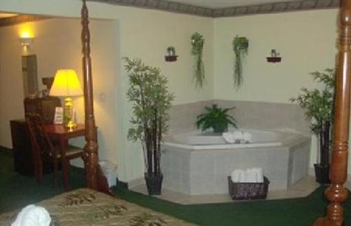 фото отеля GuestHouse Inn & Suites Kelso