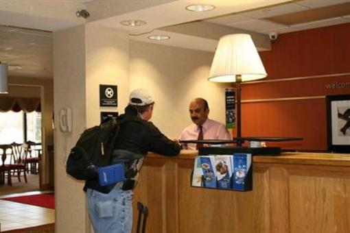 фото отеля Hampton Inn Laurel