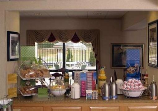 фото отеля Hampton Inn Laurel
