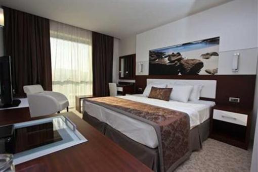 фото отеля Tuna Hotel