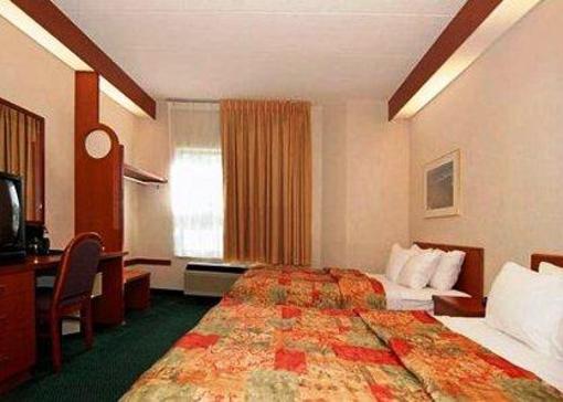 фото отеля Sleep Inn Lake Wright