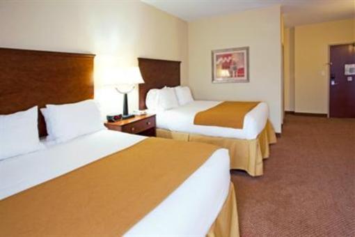 фото отеля Holiday Inn Express Hotel & Suites Quincy I-10