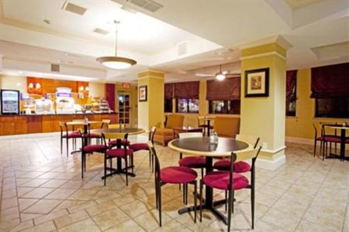 фото отеля Holiday Inn Express Hotel & Suites Quincy I-10