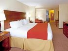 фото отеля Holiday Inn Express Hotel & Suites Quincy I-10