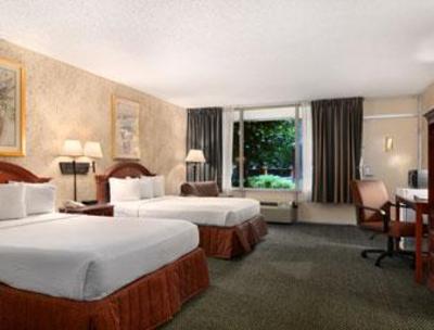 фото отеля Ramada Conference Center Forsyth