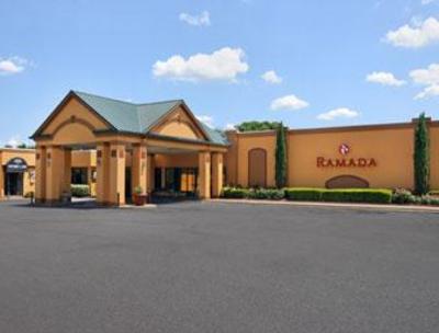 фото отеля Ramada Conference Center Forsyth