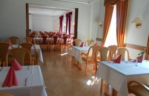 фото отеля Harjattula Manor Hotel Turku