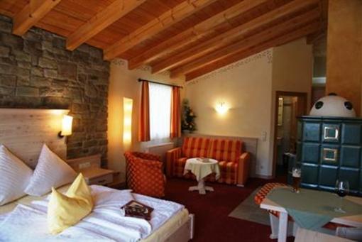 фото отеля Hotel-Gasthof Hindenburglinde