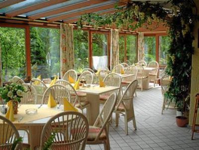 фото отеля Hotel-Gasthof Hindenburglinde