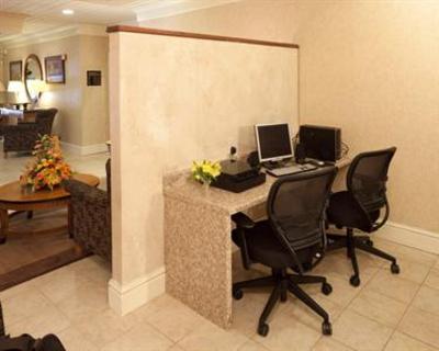 фото отеля Best Western Plus University Inn Steubenville