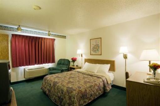 фото отеля Americas Best Value Inn Nevada (Missouri)