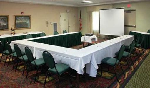 фото отеля Hilton Garden Inn Kennett Square