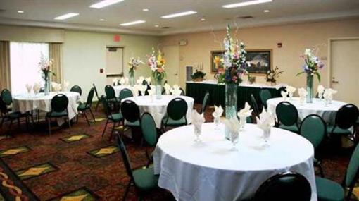 фото отеля Hilton Garden Inn Kennett Square