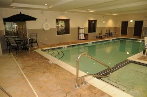 фото отеля Holiday Inn Express Stroudsburg - Poconos