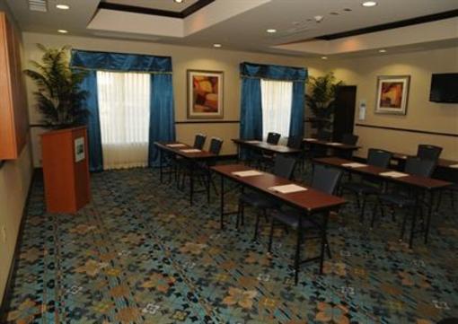 фото отеля Holiday Inn Express Stroudsburg - Poconos