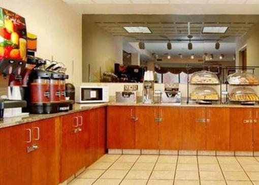 фото отеля Comfort Inn Lehigh Valley West