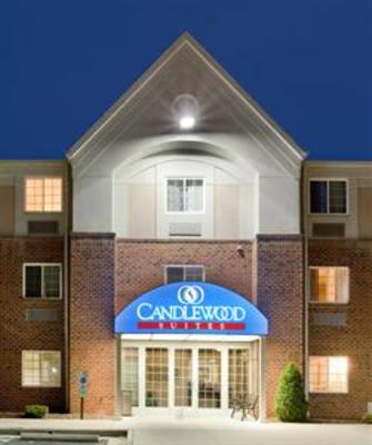 фото отеля Candlewood Suites Richmond West End Short Pump