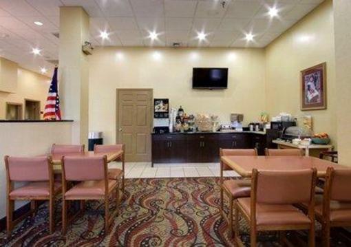 фото отеля Quality Inn and Suites Lexington (Virginia)