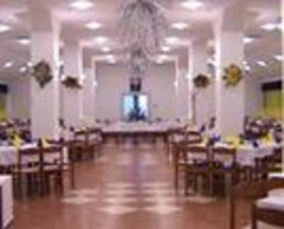 фото отеля Karoly Hotel