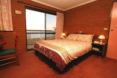 фото отеля Waterloo Inn Hotel