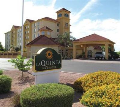 фото отеля La Quinta Inn and Suites Mesa East