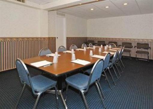 фото отеля Rodeway Inn and Conference Center