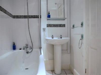 фото отеля Boscote Guest House Stratford-upon-Avon