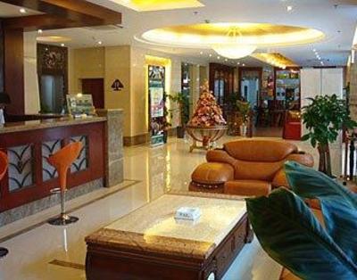 фото отеля Green Tree Inn (Nanning Langdong)