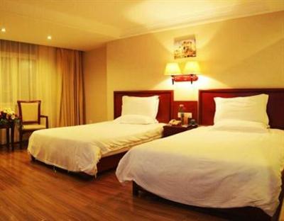 фото отеля Green Tree Inn (Nanning Langdong)