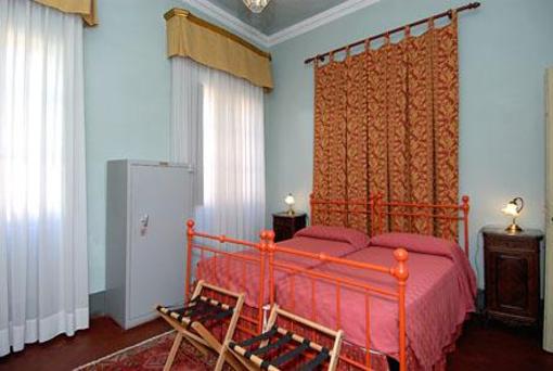 фото отеля Villa La Chiusa Bed and Breakfast Lucca