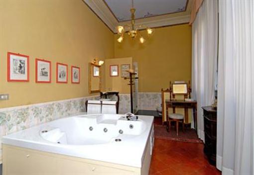фото отеля Villa La Chiusa Bed and Breakfast Lucca