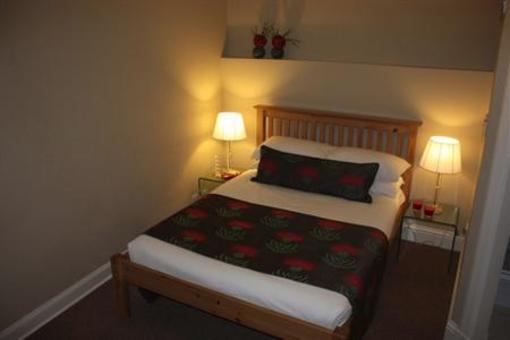 фото отеля Ravenous Beastie Guest House Edinburgh