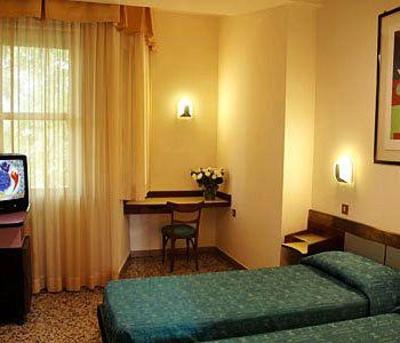 фото отеля Hotel Napoleon Rimini