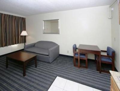 фото отеля Knights Inn and Suites Virginia Beach