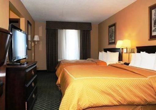 фото отеля Quality Suites Airport Kansas City