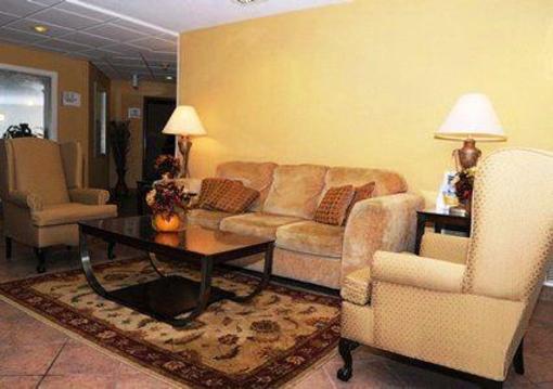фото отеля Quality Suites Airport Kansas City