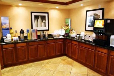 фото отеля Hampton Inn & Suites Yuma