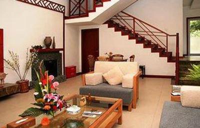 фото отеля Emei Heavenage Hot Spring Holiday Villa Emeishan