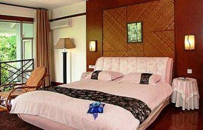 фото отеля Emei Heavenage Hot Spring Holiday Villa Emeishan