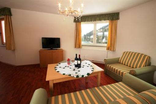 фото отеля Hotel Seehof Welsberg-Taisten