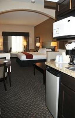 фото отеля Holiday Inn Express & Suites Clinton