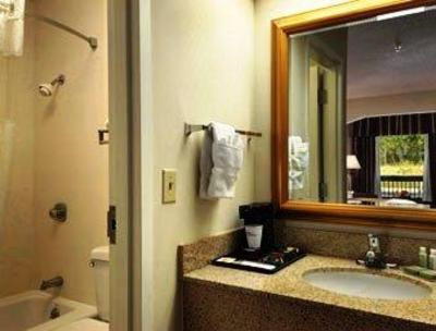 фото отеля Baymont Inn & Suites Covington